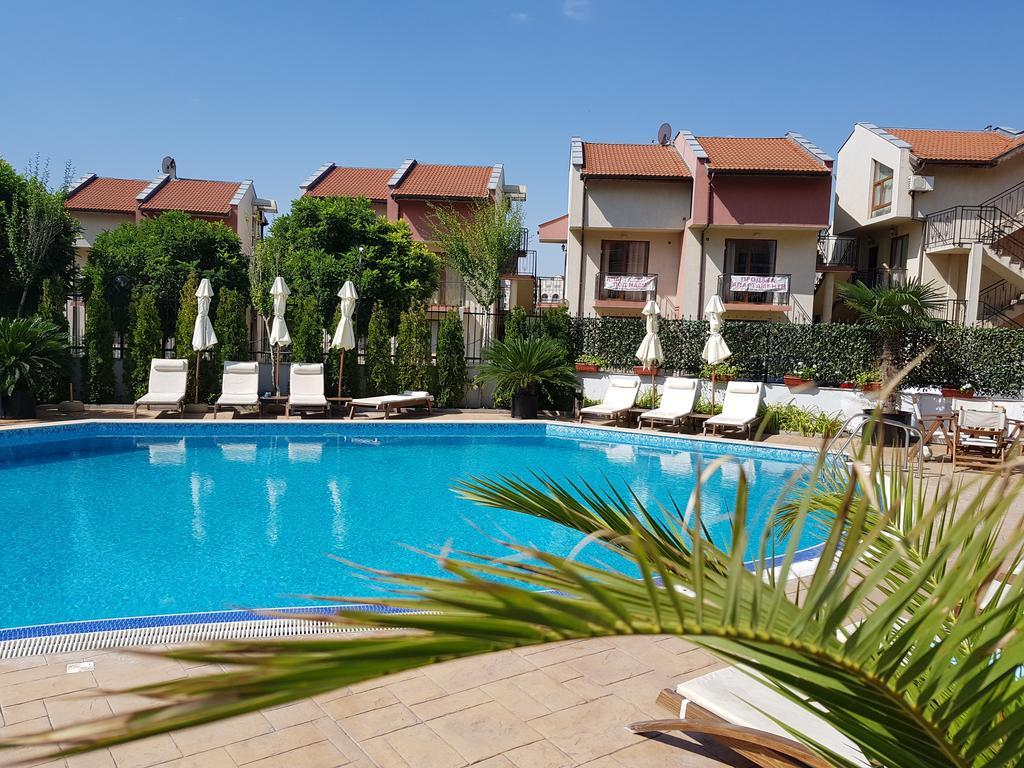 Aria Complex Aparthotel สวิติ วลัส ภายนอก รูปภาพ